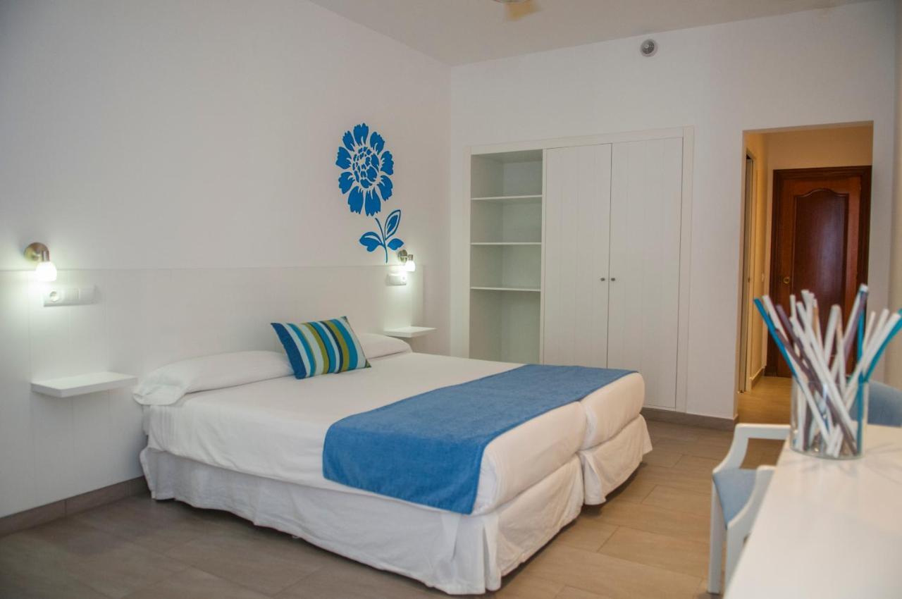 Hostal Xuroy Cala Alcaufar Exteriér fotografie