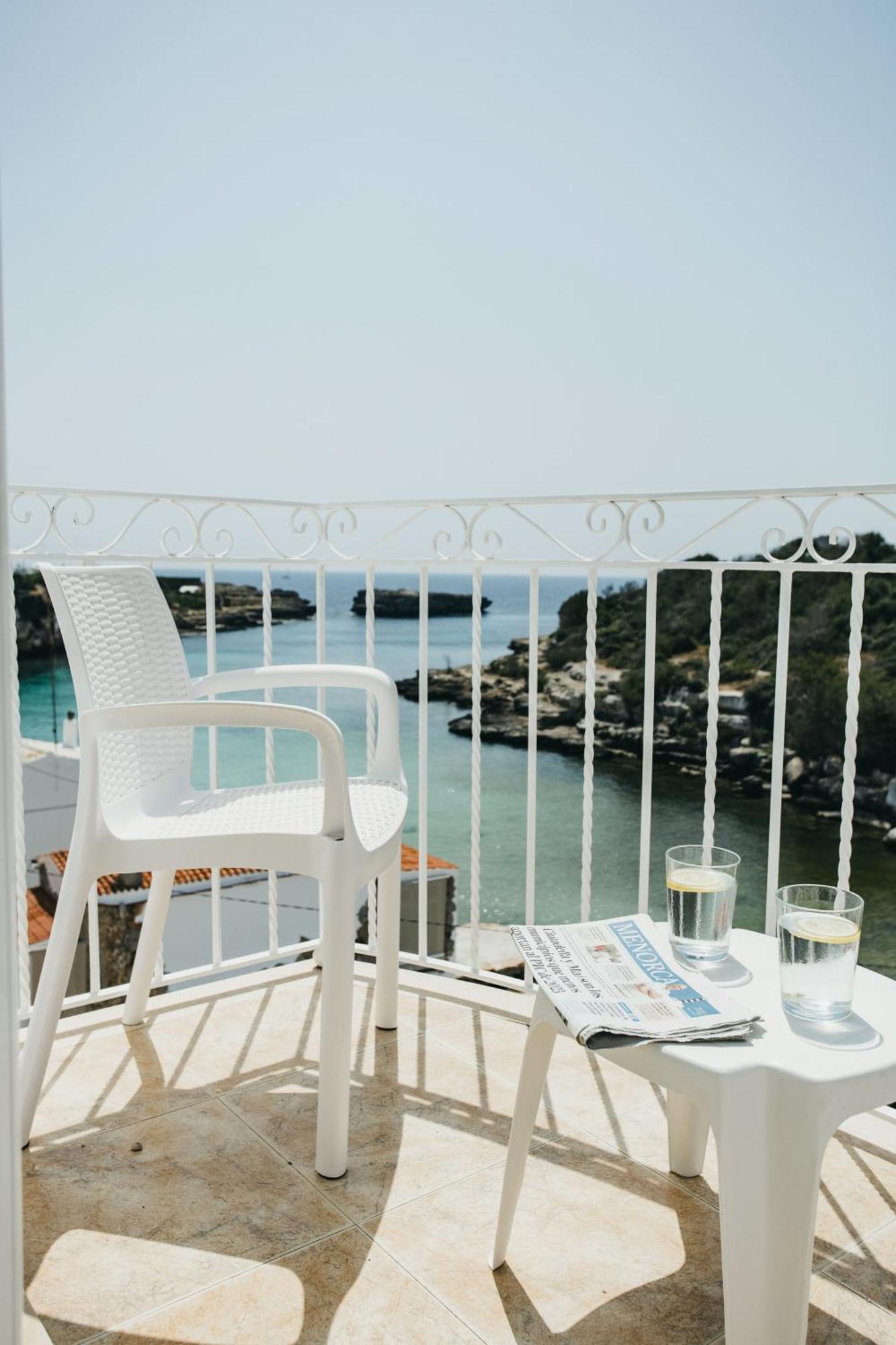 Hostal Xuroy Cala Alcaufar Exteriér fotografie